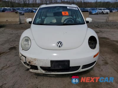 Piąte zdjęcie samochodu w środku: 2008 VOLKSWAGEN NEW BEETLE TRIPLE WHITE VIN:3VWFG31CX8M510779 - miniatura