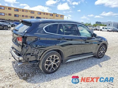 Trzecie zdjęcie samochodu z tyłu: 2022 BMW X1 SDRIVE28I VIN:WBXJG7C02N5U52274 - miniatura