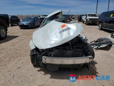 Piąte zdjęcie samochodu w środku: 2017 NISSAN ALTIMA 2.5 SR VIN:1N4AL3AP4HC489673 - miniatura