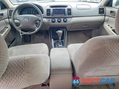 Zdjęcie 8 z 11 samochodu: 2003 TOYOTA CAMRY LE VIN:4T1BE32K43U229641 - miniatura