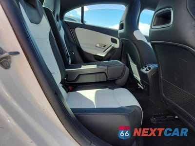 Zdjęcie 10 z 12 samochodu: 2021 MERCEDES-BENZ CLA 45 AMG VIN:W1K5J5DB4MN188807 - miniatura