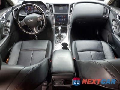 Zdjęcie 8 z 12 samochodu: 2017 INFINITI Q50 2.0T VIN:JN1CV7AP3HM642013 - miniatura