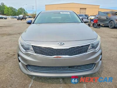 Piąte zdjęcie samochodu w środku: 2016 KIA OPTIMA LX VIN:5XXGT4L31GG036565 - miniatura