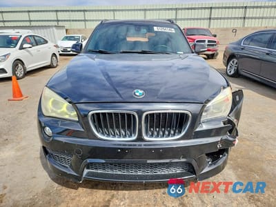 Piąte zdjęcie samochodu w środku: 2013 BMW X1 XDRIVE35I VIN:WBAVM5C54DVV91115 - miniatura