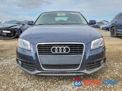 Piąte zdjęcie samochodu w środku: 2011 AUDI A3 PREMIUM PLUS VIN:WAUKJBFM5BA114937 - miniatura