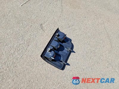 Zdjęcie 12 z 13 samochodu: 2007 CHEVROLET SILVERADO K1500 VIN:1GCEK14C37Z548526 - miniatura