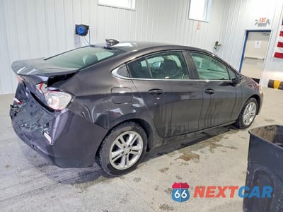 Trzecie zdjęcie samochodu z tyłu: 2017 CHEVROLET CRUZE LT VIN:1G1BE5SM8H7241078 - miniatura