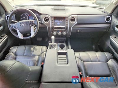 Zdjęcie 8 z 12 samochodu: 2015 TOYOTA TUNDRA CREWMAX SR5 VIN:5TFEY5F10FX183119 - miniatura