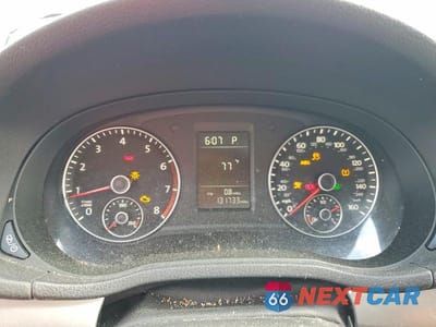 Zdjęcie 9 z 12 samochodu: 2013 VOLKSWAGEN PASSAT S VIN:1VWAH7A37DC008774 - miniatura