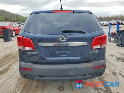 Zdjęcie 6 z 13 samochodu: 2012 KIA SORENTO LX VIN:5XYKTCA69CG274798 - miniatura