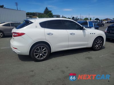 Trzecie zdjęcie samochodu z tyłu: 2020 MASERATI LEVANTE S VIN:ZN661YUA9LX344817 - miniatura