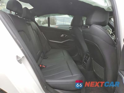 Zdjęcie 10 z 12 samochodu: 2020 BMW 330XI VIN:3MW5R7J08L8B33566 - miniatura