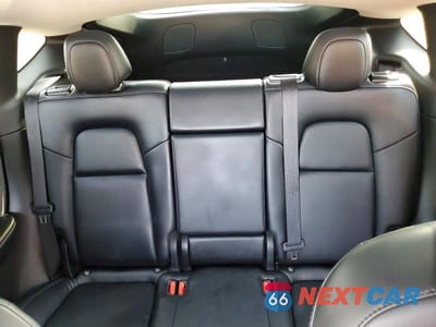 Zdjęcie 10 z 13 samochodu: 2022 TESLA MODEL Y VIN:7SAYGDEF2NF490780 - miniatura