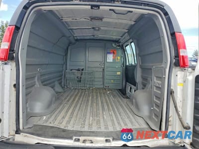 Zdjęcie 10 z 13 samochodu: 2012 GMC SAVANA G2500 DELIVERY VAN VIN:1GTW7FCA8C1190352 - miniatura