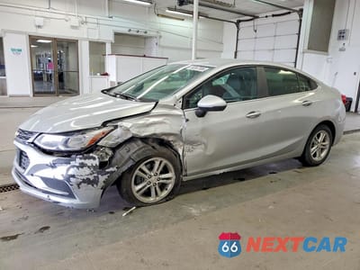 2017 CHEVROLET CRUZE LT 1G1BE5SM6H7102924 - główne zdjęcie licytacji z USA - miniatura