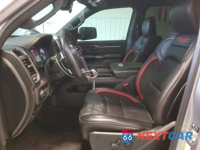 Zdjęcie 7 z 12 samochodu: 2021 RAM 1500 TRX VIN:1C6SRFU91MN766555 - miniatura