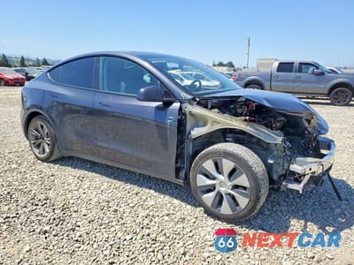 Czwarte zdjęcie samochodu z boku: 2024 TESLA MODEL Y VIN:7SAYGAEE3RF993584 - miniatura