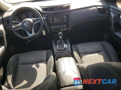 Zdjęcie 8 z 12 samochodu: 2017 NISSAN ROGUE S VIN:JN8AT2MT8HW388085 - miniatura