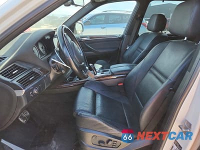 Zdjęcie 7 z 11 samochodu: 2013 BMW X5 XDRIVE35I VIN:5UXZV4C55D0B00450 - miniatura