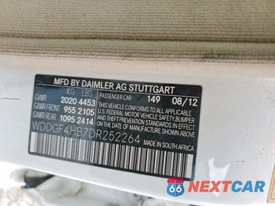 Zdjęcie 12 z 12 samochodu: 2013 MERCEDES-BENZ C 250 VIN:WDDGF4HB7DR252264 - miniatura