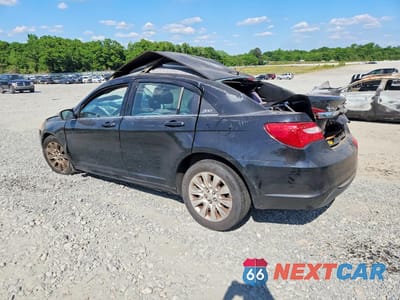 Drugie zdjęcie samochodu z przodu: 2013 CHRYSLER 200 LX VIN:1C3CCBAG8DN722129 - miniatura