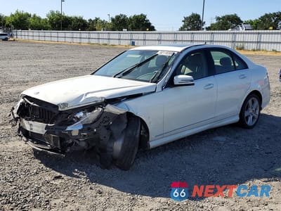 2011 MERCEDES-BENZ C 300 WDDGF5EBXBF645071 - główne zdjęcie licytacji z USA - miniatura