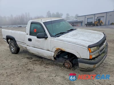 Czwarte zdjęcie samochodu z boku: 2003 CHEVROLET SILVERADO K1500 VIN:1GCEK14VX3E227215 - miniatura