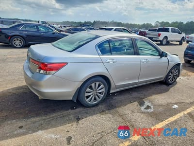 Trzecie zdjęcie samochodu z tyłu: 2011 HONDA ACCORD EXL VIN:1HGCP3F85BA002316 - miniatura
