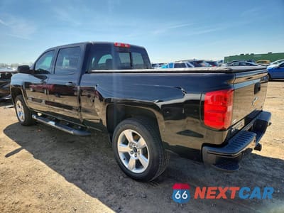 Drugie zdjęcie samochodu z przodu: 2017 CHEVROLET SILVERADO K1500 LT VIN:1GCUKREC8HF193624 - miniatura