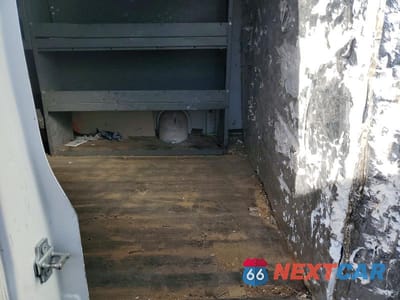 Zdjęcie 10 z 12 samochodu: 2013 CHEVROLET EXPRESS 2500 UTILITY / SERVICE VAN VIN:1GCWGFCA1D1153435 - miniatura