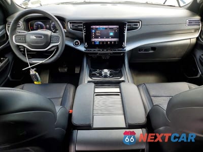 Zdjęcie 8 z 13 samochodu: 2025 JEEP WAGONEER SERIES II VIN:1C4SJVBP7SS526579 - miniatura