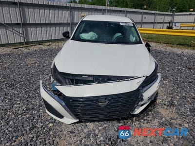 Piąte zdjęcie samochodu w środku: 2025 NISSAN ALTIMA SV VIN:1N4BL4DV6SN359233 - miniatura