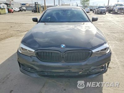 Piąte zdjęcie samochodu w środku: 2019 BMW 530E VIN:WBAJA9C52KB399446 - miniatura