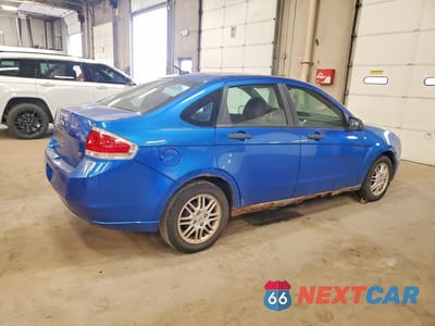 Trzecie zdjęcie samochodu z tyłu: 2011 FORD FOCUS SE VIN:1FAHP3FN3BW131822 - miniatura