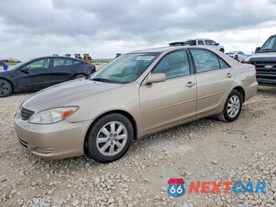 2002 TOYOTA CAMRY XLE V6 4T1BF30K82U531626 - główne zdjęcie licytacji z USA - miniatura