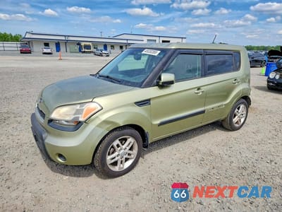 2011 KIA SOUL + KNDJT2A21B7255354 - główne zdjęcie licytacji z USA - miniatura