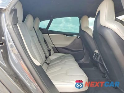 Zdjęcie 10 z 13 samochodu: 2016 TESLA MODEL S VIN:5YJSA1E23GF150492 - miniatura