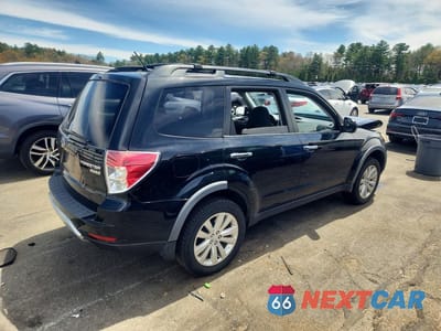 Trzecie zdjęcie samochodu z tyłu: 2011 SUBARU FORESTER 2.5X PREMIUM VIN:JF2SHACC0BG714090 - miniatura