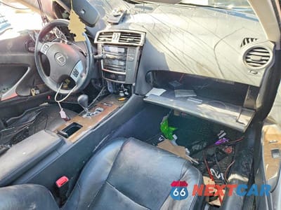 Zdjęcie 8 z 12 samochodu: 2011 LEXUS IS 350 VIN:JTHCE5C23B5000863 - miniatura