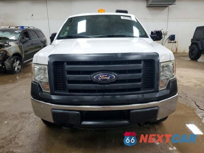 Piąte zdjęcie samochodu w środku: 2012 FORD F150 SUPER CAB VIN:1FTEX1EM2CFB56156 - miniatura