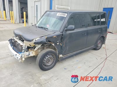 2005 TOYOTA SCION XB JTLKT334554018823 - główne zdjęcie licytacji z USA - miniatura