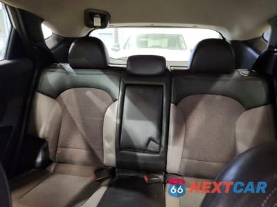 Zdjęcie 10 z 13 samochodu: 2011 HYUNDAI TUCSON GLS VIN:KM8JUCAC7BU212579 - miniatura