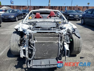 Piąte zdjęcie samochodu w środku: 2016 JAGUAR F-TYPE S VIN:SAJWB6FC2G8K27874 - miniatura
