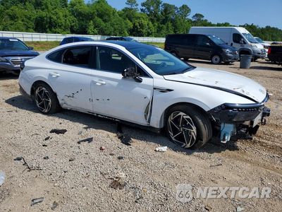 Czwarte zdjęcie samochodu z boku: 2025 HYUNDAI SONATA SEL VIN:KMHL14JA1SA513677 - miniatura