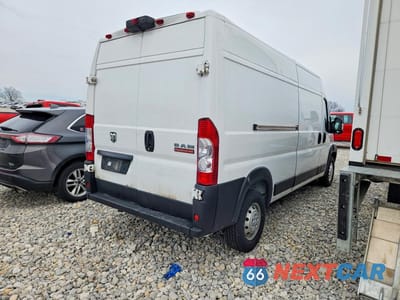 Trzecie zdjęcie samochodu z tyłu: 2022 RAM PROMASTER 2500 DELIVERY VAN VIN:3C6LRVDG6NE134606 - miniatura