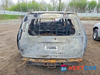 Zdjęcie 6 z 12 samochodu: 2007 CHEVROLET SUBURBAN K1500 VIN:3GNFK16307G116520 - miniatura
