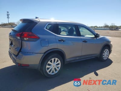 Trzecie zdjęcie samochodu z tyłu: 2018 NISSAN ROGUE S VIN:KNMAT2MV4JP585428 - miniatura