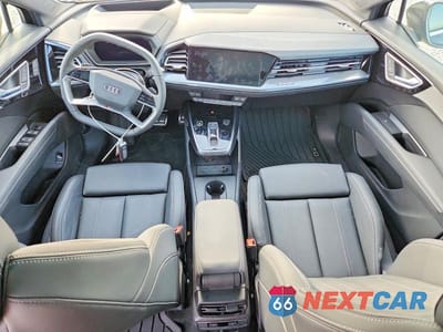 Zdjęcie 8 z 13 samochodu: 2025 AUDI Q4 E-TRON PRESTIGE VIN:WA1MUBFZXSP059536 - miniatura