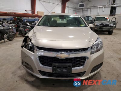 Piąte zdjęcie samochodu w środku: 2014 CHEVROLET MALIBU 1LT VIN:1G11C5SL5EF162722 - miniatura