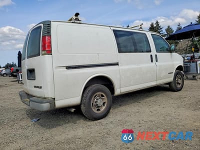 Trzecie zdjęcie samochodu z tyłu: 2002 CHEV EXPRESS G2500 VIN:1GCGG25RX21175754 - miniatura